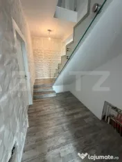 Vila de lux , 272 mp construiti , 800 mp teren , zona rezide 