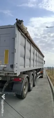 Vând ansamblu cap tractor Daf si semiremorca 