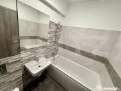 Apartament 3 camere 76 mp, parcare subterana, zona Centrala-