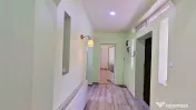 Apartament 2 camere, parter, curte comună închisă, ult...