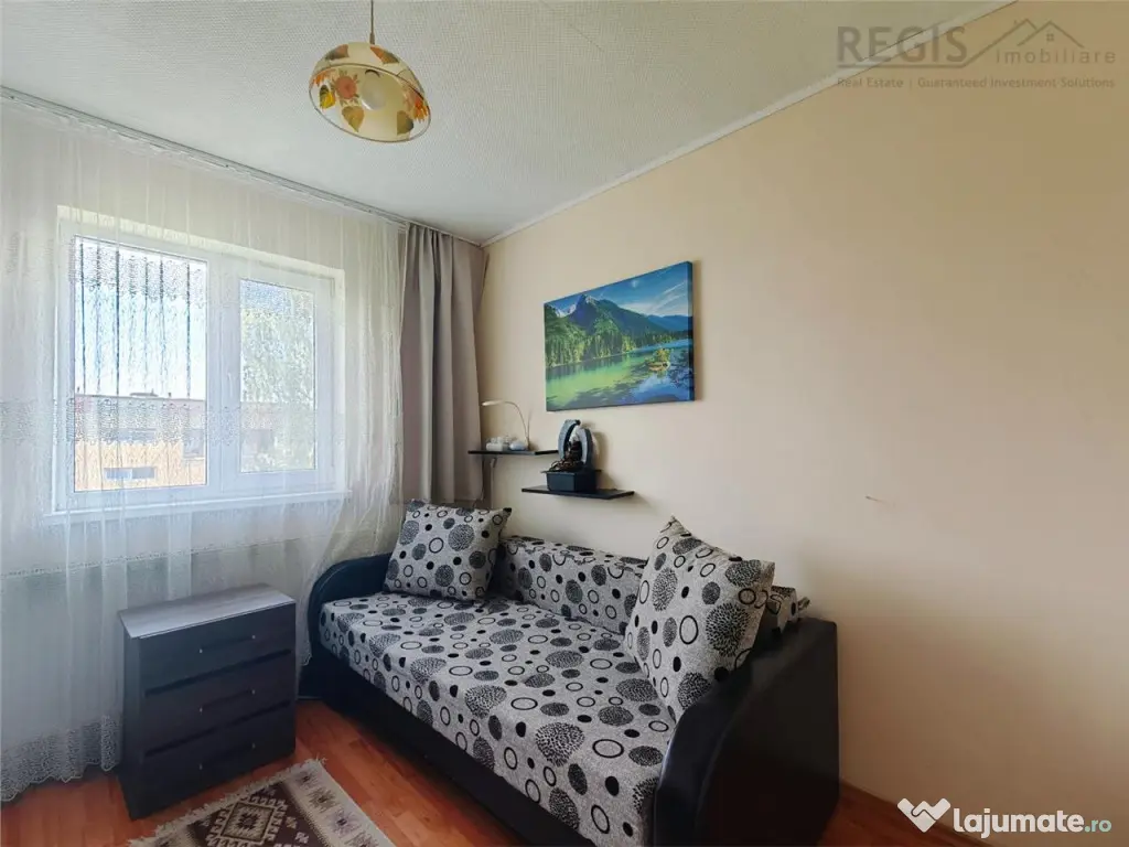 Apartament 3 camere cu AC si parcare , Cartier Florilor