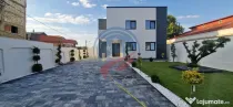 Casă modernă de lux – 4 camere, teren 373 mp, curte a...