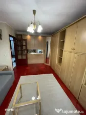 Muncii chiar la metrou etaj 3 