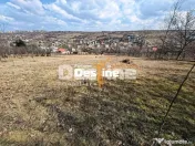 Teren intravilan 3000 mp Str. Soarelui la asfalt utilită...