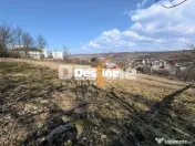 Teren intravilan 3000 mp Str. Soarelui la asfalt utilită...