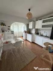 Apartament 2 camere , etaj 2 , lift , Burdujeni 