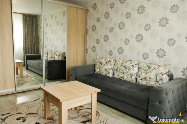 Apartament 2 camere decomandat mobilat si utilat, cu parcare