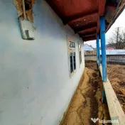 Imobil compus din casa de locuit si teren, Danesti, const...