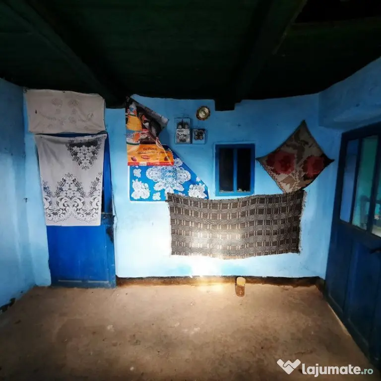 Imobil compus din casa de locuit si teren, Danesti, const...