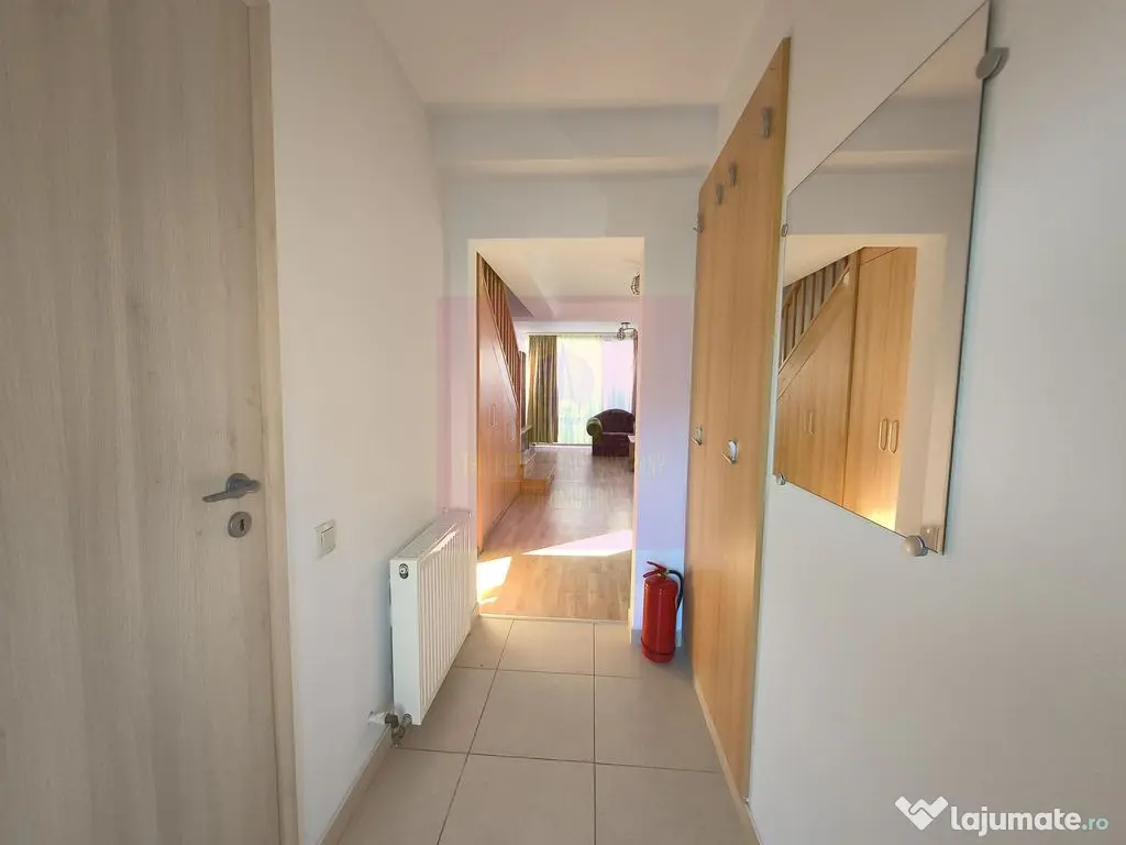 Vilă tip duplex - zona Dantelei-Prel. Ghencea adiacent D...