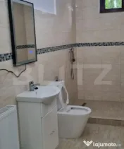 Casă cu 2 camere, 50 mp, zona Centru