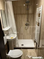Garsonieră complet mobilată și utilată, cu centrală pro