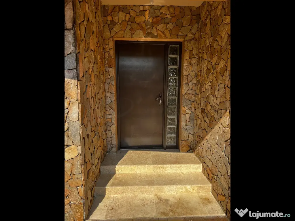 Vila tip duplex 6 camere 180 mp cu gradina Pipera