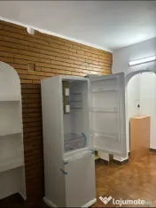 Apartament Cu 3 Camere Decomandate Zona Obcini - Intrare