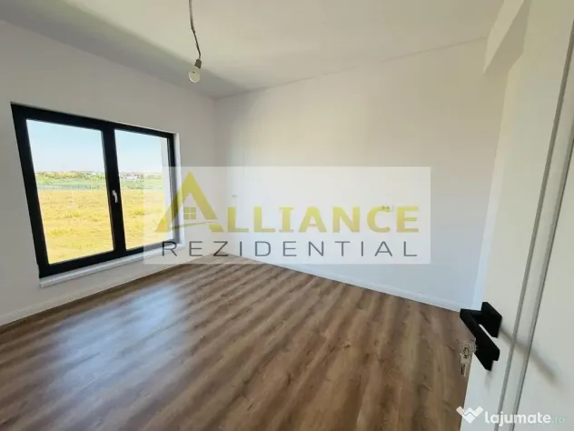 Casa individuală , 4 camere , 3 băi , 135 mp utili !