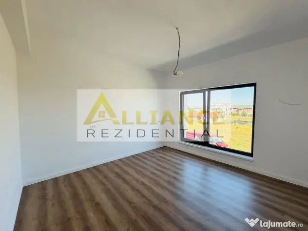 Casa individuală , 4 camere , 3 băi , 135 mp utili !