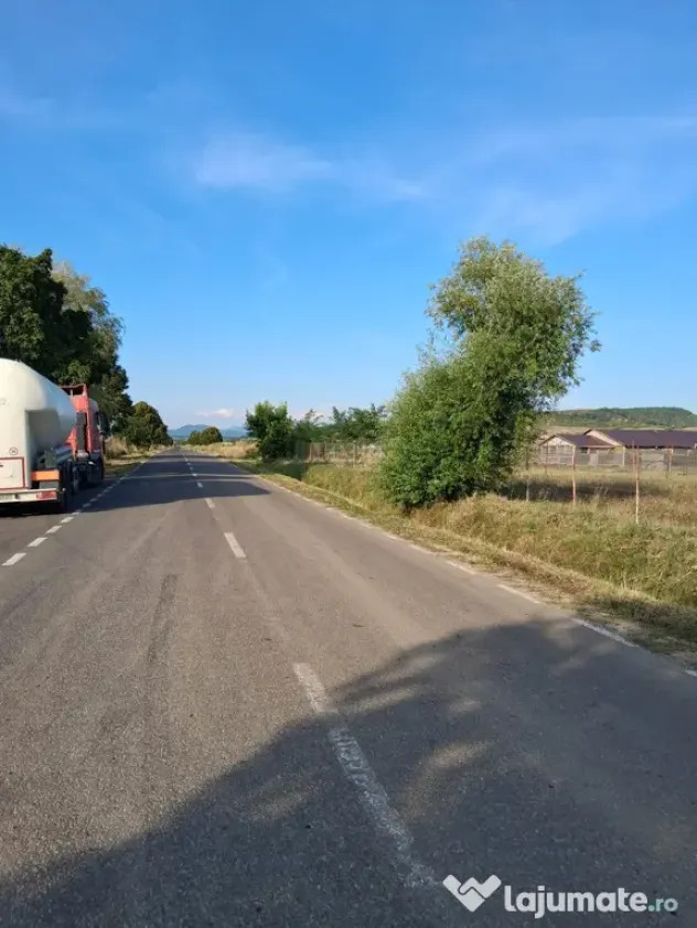 Teren de vanzare 2000mp