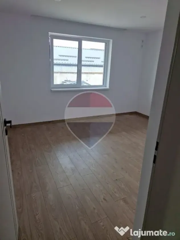 Spațiu de birouri, 2 camere, ultrafinisat în zona Vasil...