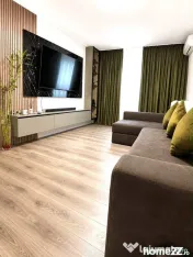 Poarta 6, apartament decomandat cu 3 camere 