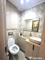 Poarta 6, apartament decomandat cu 3 camere 