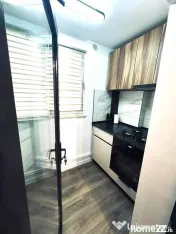 Poarta 6, apartament decomandat cu 3 camere 
