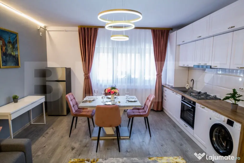 Vânzare Apartament 3 Camere + Loc Parcare | Zona Centrală