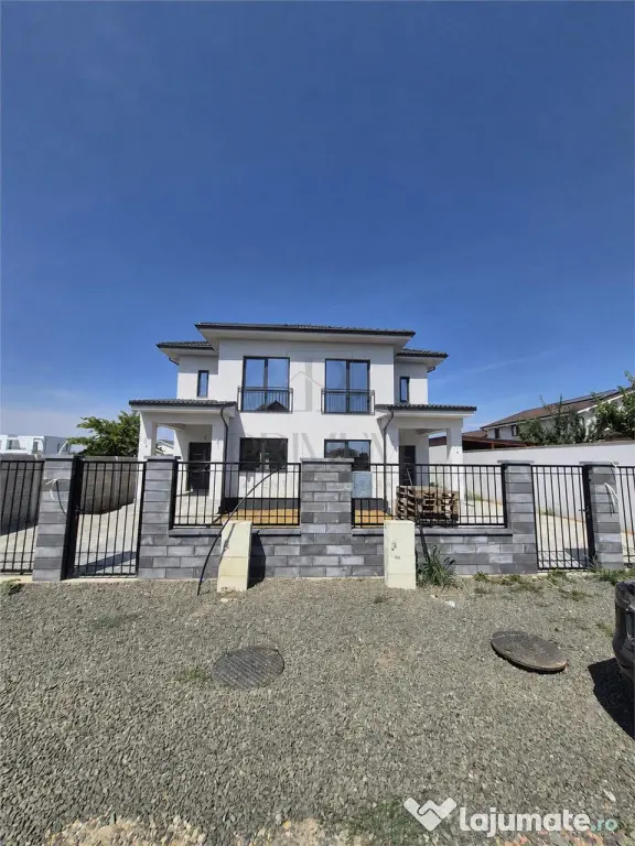 Duplex superb - zona foarte buna - la cheie