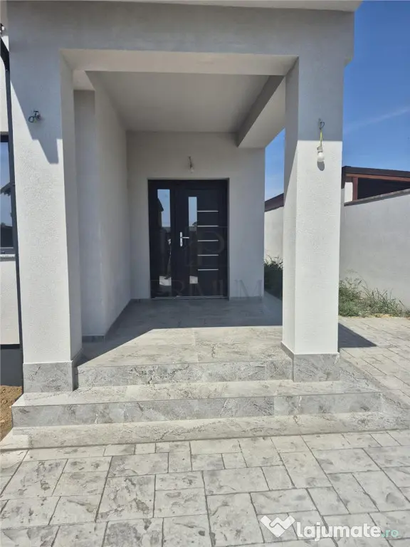 Duplex superb - zona foarte buna - la cheie