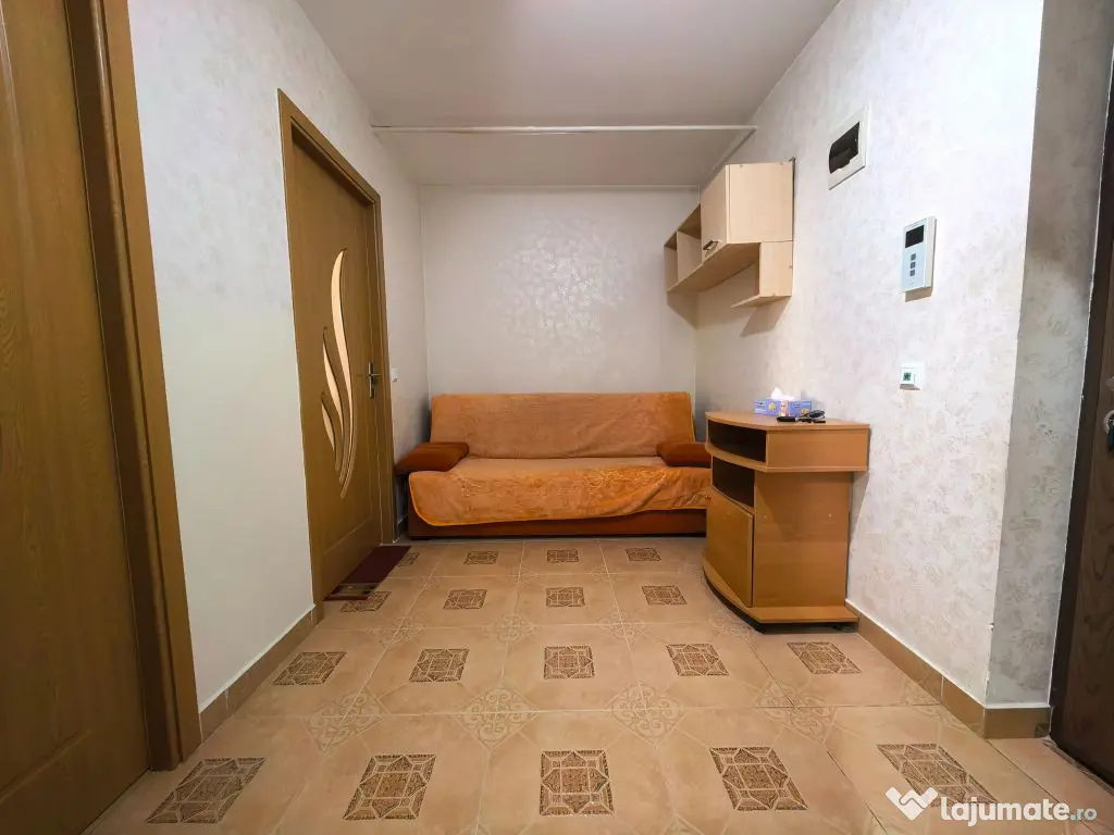 Apartament 1 cameră 38 mp etaj 2, mobilat și utilat