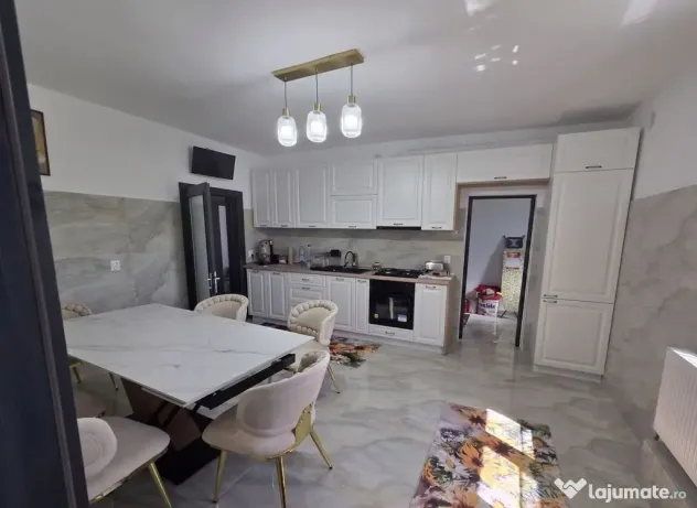 Vilă de lux REDIU | 6 camere, 405mp utili, 1500 mp teren...