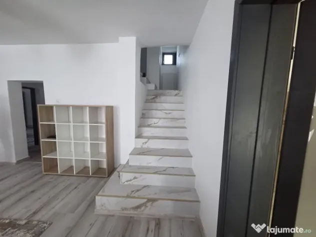 Vilă de lux REDIU | 6 camere, 405mp utili, 1500 mp teren...