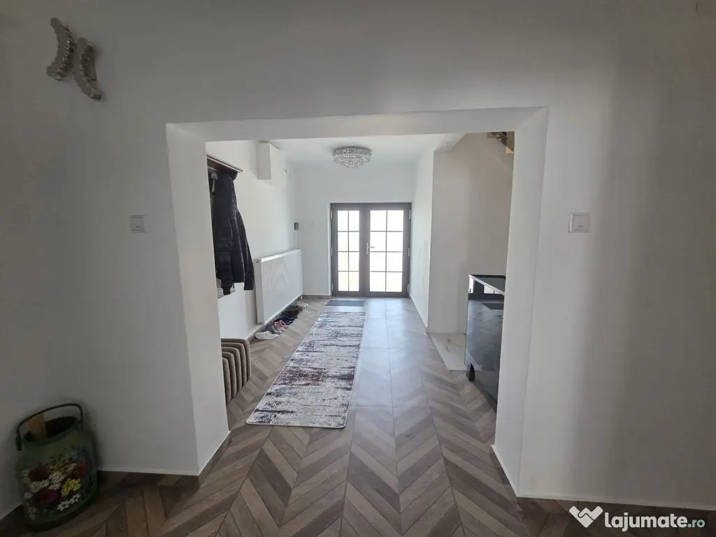 Vilă de lux REDIU | 6 camere, 405mp utili, 1500 mp teren...