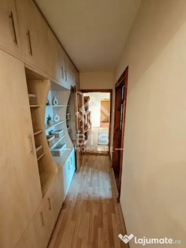 Apartament Generos de 4 Camere în Bistrița – Zonă Ce...