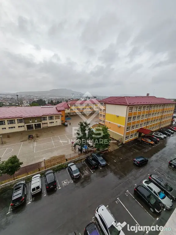Apartament Generos de 4 Camere în Bistrița – Zonă Ce...