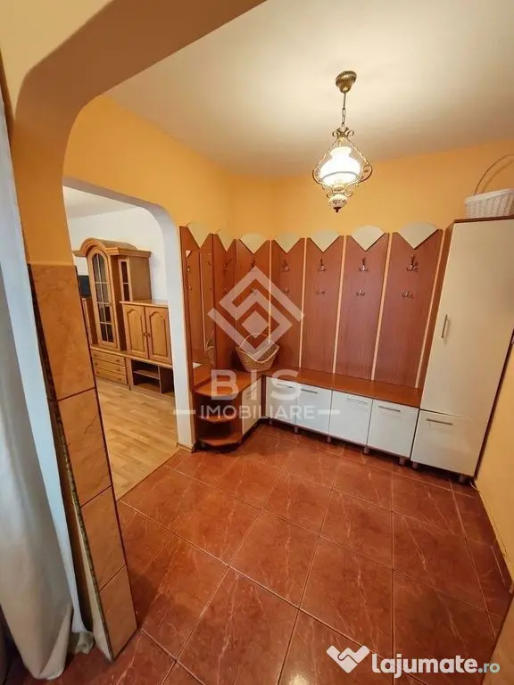 Apartament Generos de 4 Camere în Bistrița – Zonă Ce...
