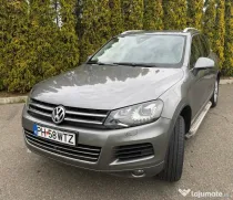 Volkswagen Touareg 3.0 TDI BlueMotion — 4x4 — 239 CP