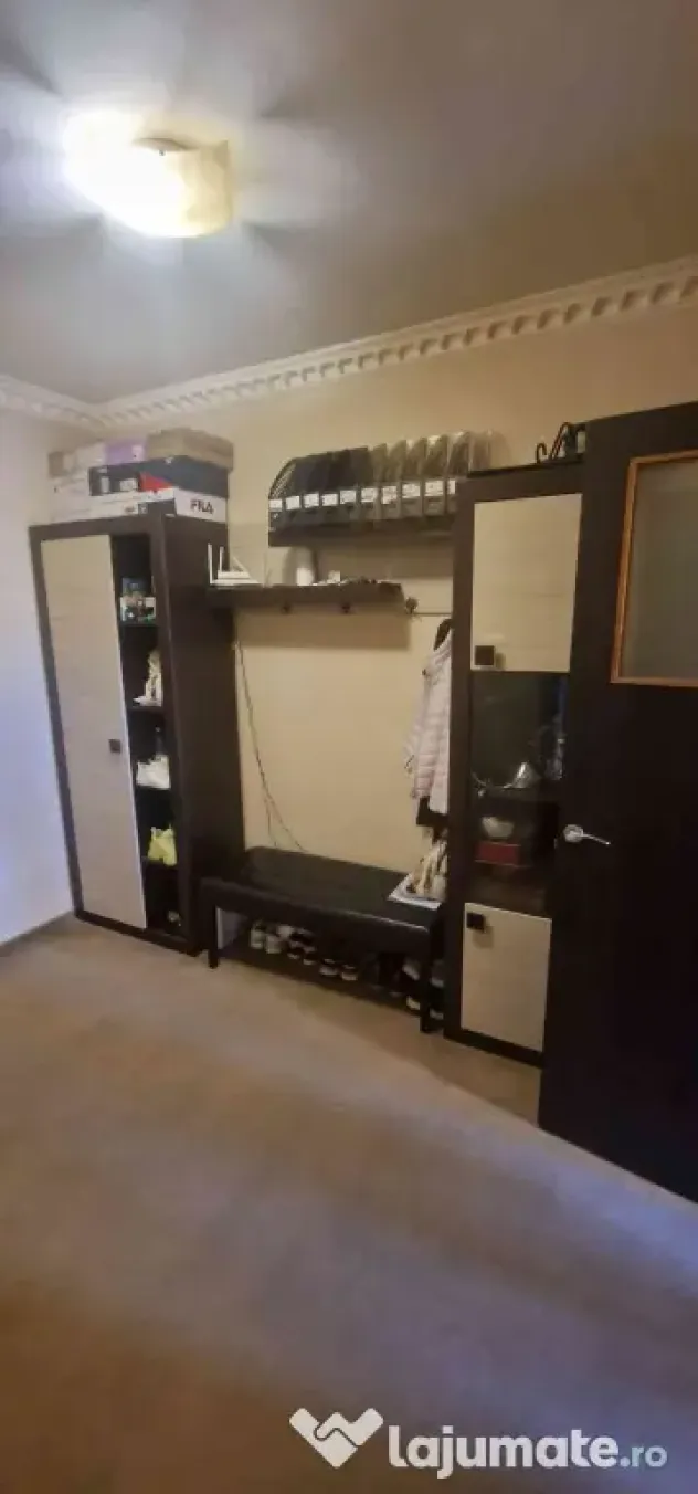 Apartament decomandat 2 camere Titan, lângă parcul IOR, balcon și lift