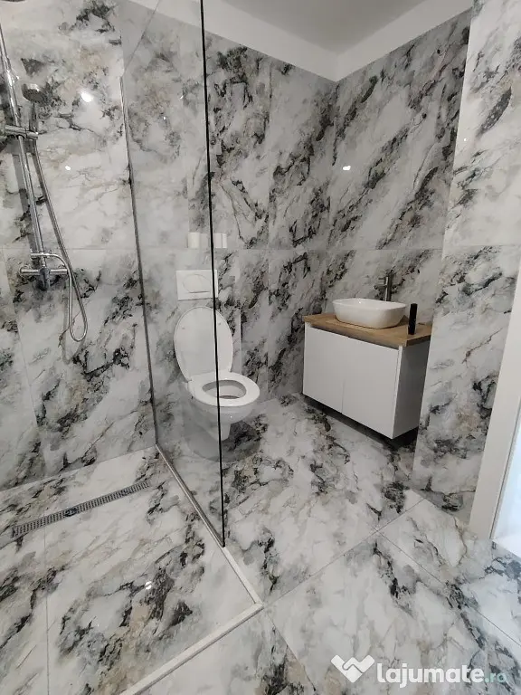 Inchiriere Apartament 3 camere semidecomandat, 60 mp,Porii