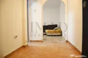 Apartament 2 camere Micro 4 parter - zona foarte buna. 