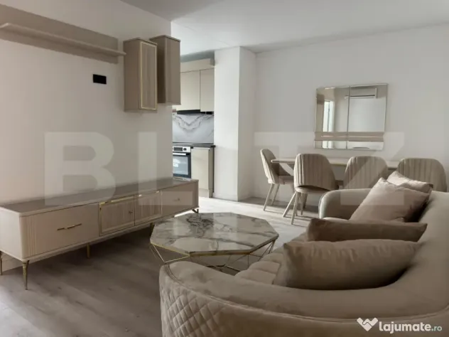 Apartament 3 camere, lux, A.C, parcare subterana, zona: Frun