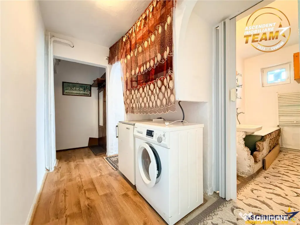 41.4 mp , 2 camere la pret de garsoniera, Ciucului, Sfantu G