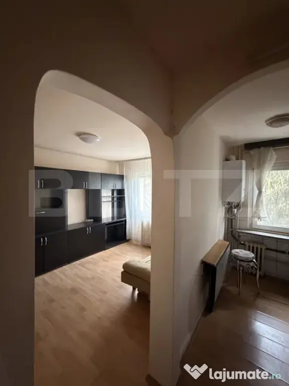Apartament de 2 camere, 40 mp, zona strazii Primaverii