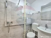 Garsoniera de inchiriat in zona centrala, etaj 2. Renovat... 