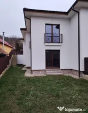 Duplex 120mp utili, 300mp teren, 3 parcari, Tauti