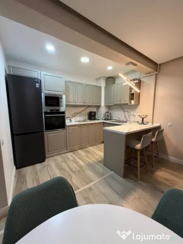 Apartament 3 camere, 80 mp, grădină | zona Sub Cetate, Flo