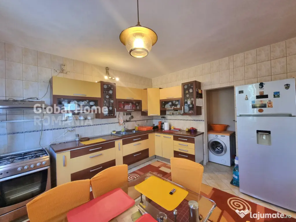 Vila P+1+Teren 1094MP + Gradina + Livada + Garaj | 1 Decembr