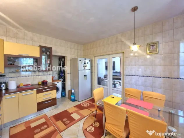 Vila P+1+Teren 1094MP + Gradina + Livada + Garaj | 1 Decembr