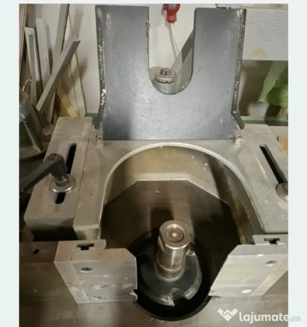 Mașină de frezat industrială MARTIN