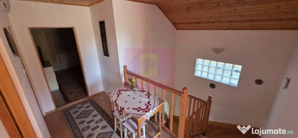 Vila cu 4 camere de vanzare in Busteni