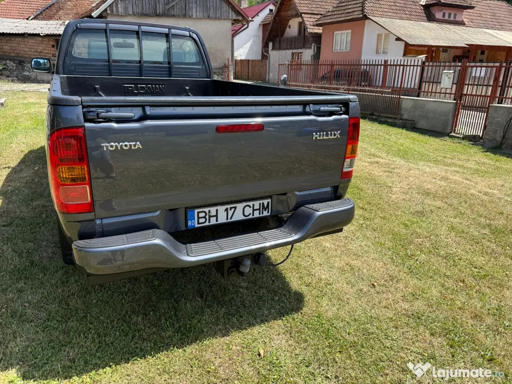 TOYOTA HILUX 4X4 diesel-cabina simpla